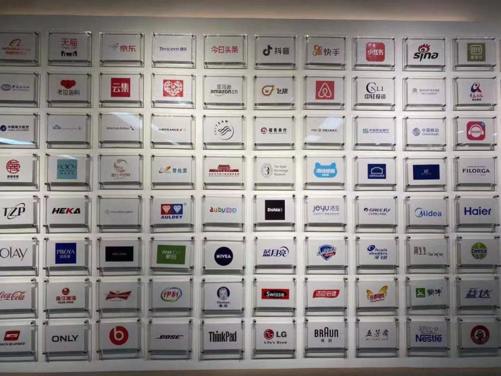 “名企游學(xué)廣東行”活動(dòng)企業(yè)家一行到T.I.T創(chuàng)意園調(diào)研4 “名企游學(xué)廣東行”活動(dòng)企業(yè)家一行到T.I.T創(chuàng)意園調(diào)研4